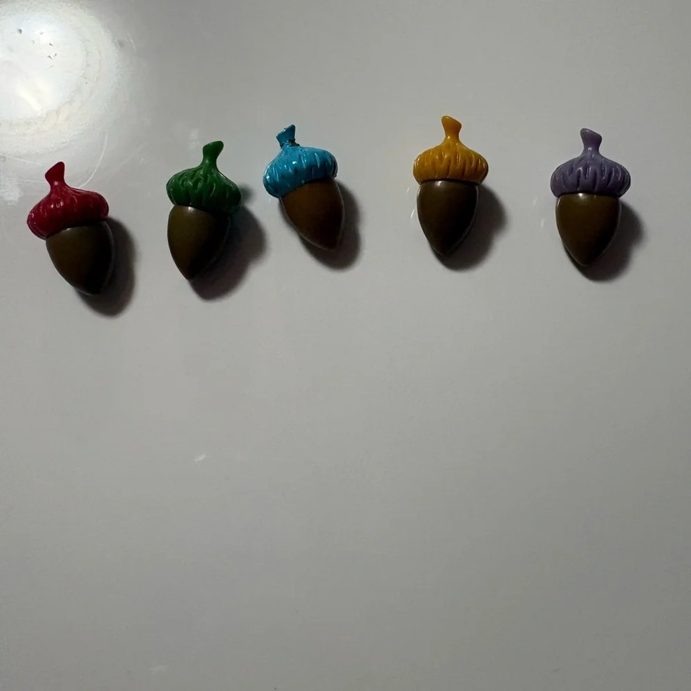 Replacement acorn set for sneaky snacky squirrel game